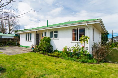 Photo of property in 215 Lytton Road, Elgin, Gisborne, 4010