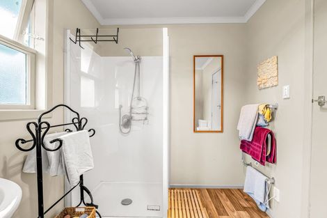 Photo of property in 6 Firth Place, Awapuni, Palmerston North, 4412