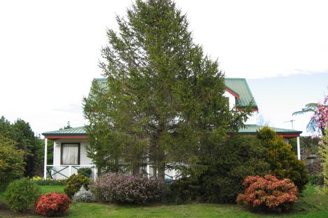 Photo of property in 12 Deakin Place, Clive, 4102