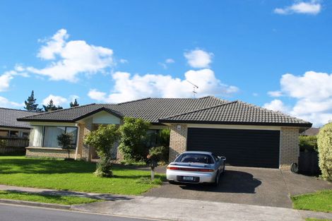 Photo of property in 69 Frank Nobilo Drive, Golflands, Auckland, 2013