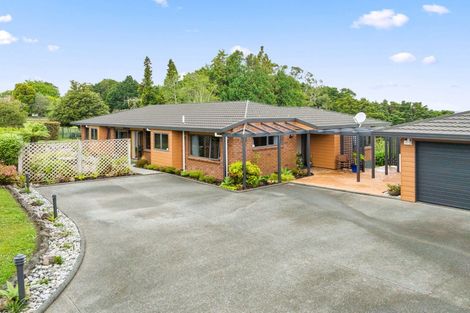 Photo of property in 35 Waitaua Road, Kauri, Kamo, 0185