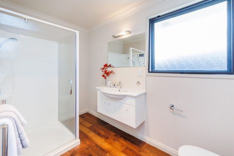 Photo of property in 33 Rodeo Drive, Kelvin Grove, Palmerston North, 4414
