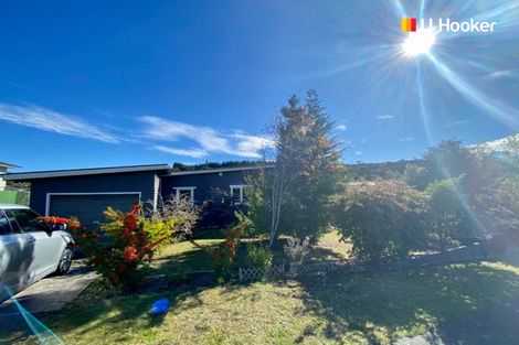 Photo of property in 5 Freyberg Road, Fairfield, Dunedin, 9018