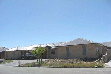 Photo of property in 12 Mataroa Place, Parklands, Christchurch, 8083