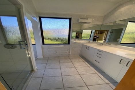 Photo of property in 11 Richardson Street, Britannia Heights, Nelson, 7010