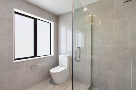 Photo of property in 24d Lincoln Park Avenue, Massey, Auckland, 0614