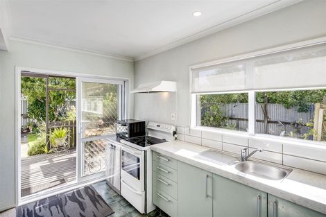 Photo of property in 18 Plunket Street, Tamatea, Napier, 4112