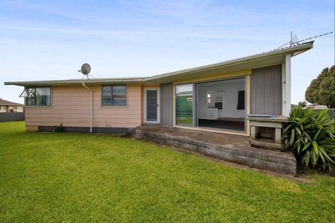 Photo of property in 34 Hume Street, Waitara, 4320