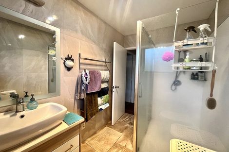 Photo of property in 31 Jandell Crescent, Bucklands Beach, Auckland, 2014