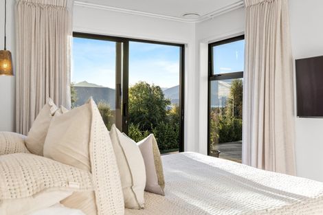 Photo of property in 41 Farrant Drive, Wanaka, 9305