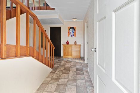 Photo of property in 7 Pakira Avenue, Glendene, Auckland, 0602