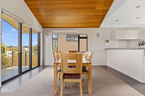 Photo of property in 28 Noble Johnston Drive, Katikati, 3129