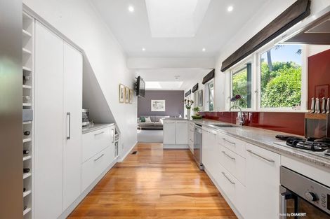 Photo of property in 29 Clark Street, Khandallah, Wellington, 6035