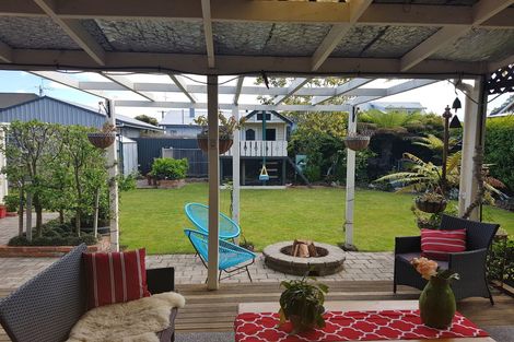 Photo of property in 2 Central Street, Whataupoko, Gisborne, 4010