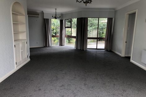 Photo of property in 1 Bambery Court, Palmerston North, 4414