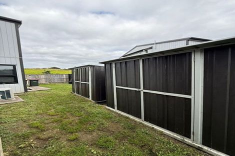 Photo of property in 31b Crestview Rise, Papakura, 2110