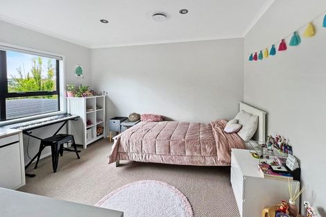 Photo of property in 26 Brian Crescent, Stanmore Bay, Whangaparaoa, 0932