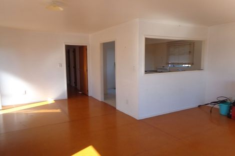 Photo of property in 42 Lilburn Crescent, Massey, Auckland, 0614