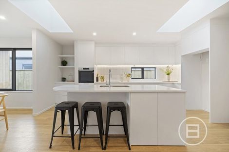 Photo of property in 22 Bale Road, Jacks Point, 9371