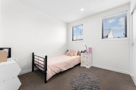 Photo of property in 3 Vogwill Road, Kumeu, 0810