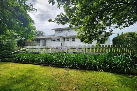 Photo of property in 2 Chittick Place, Saint Johns Hill, Whanganui, 4501
