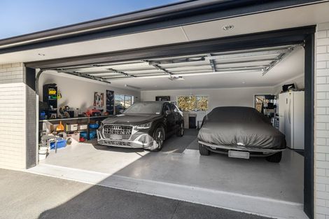 Photo of property in 320 Pages Road, Wainoni, Christchurch, 8061