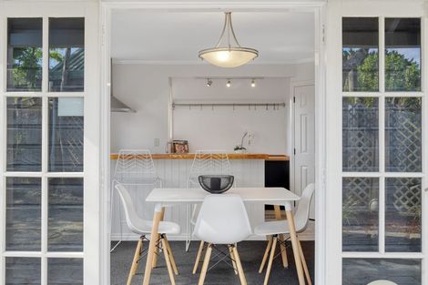 Photo of property in 2/54 Mcdowell Crescent, Hillcrest, Auckland, 0627