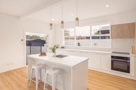 Photo of property in 119 Bowhill Road, New Brighton, Christchurch, 8083