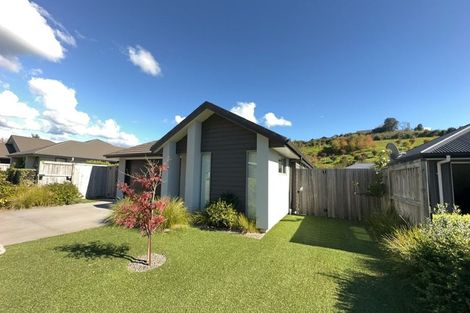 Photo of property in 32 Pakanga Grove, Pyes Pa, Tauranga, 3112