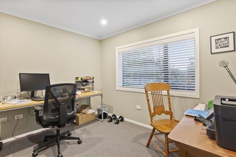 Photo of property in 38 Clements Crescent, Queenwood, Hamilton, 3210