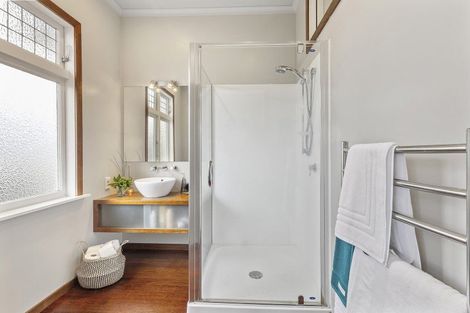 Photo of property in 11 Wade Street, Wadestown, Wellington, 6012