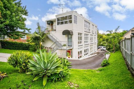 Photo of property in 2/27 Piccadilly Place, Kohimarama, Auckland, 1071
