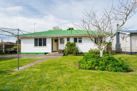 Photo of property in 215 Lytton Road, Elgin, Gisborne, 4010