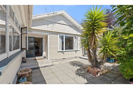 Photo of property in 8 Kahu Road, Riccarton, Christchurch, 8041