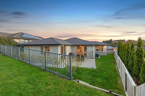 Photo of property in 9 Puhirake Crescent, Pyes Pa, Tauranga, 3112