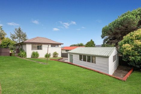 Photo of property in 30 Ransom Smyth Drive, Goodwood Heights, Auckland, 2105