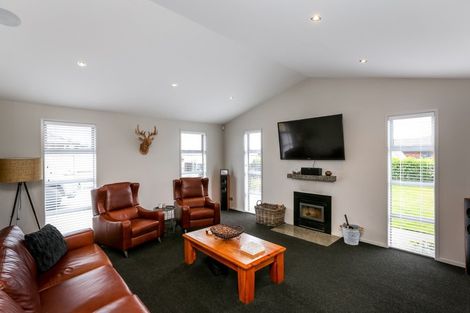 Photo of property in 96b Wills Road, Bell Block, New Plymouth, 4312