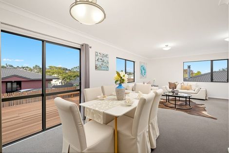 Photo of property in 54 Zefiro Drive, Massey, Auckland, 0614