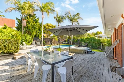 Photo of property in 17 Wynn Place, Howick, Auckland, 2014