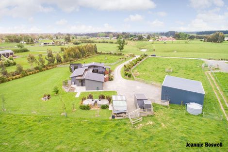 Photo of property in 5/454 Stoney Creek Road, Kelvin Grove, Palmerston North, 4470