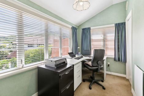 Photo of property in 4 Nicholson Road, Khandallah, Wellington, 6035