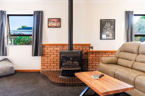 Photo of property in 93 Saint Marys Avenue, Te Awamutu, 3800