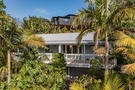 Photo of property in 14 Mandeno Drive, Kerikeri, 0230
