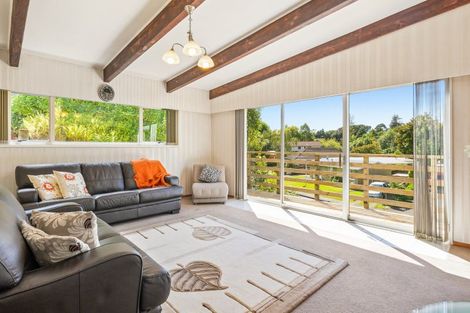 Photo of property in 10 Deller Grove, Silverstream, Upper Hutt, 5019