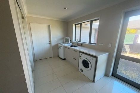 Photo of property in 44 Somerville Crescent, Aidanfield, Christchurch, 8025