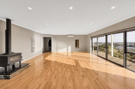 Photo of property in 24 Wairere Road, Bastia Hill, Whanganui, 4500