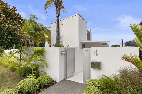 Photo of property in 11a Bournemouth Terrace, Murrays Bay, Auckland, 0630