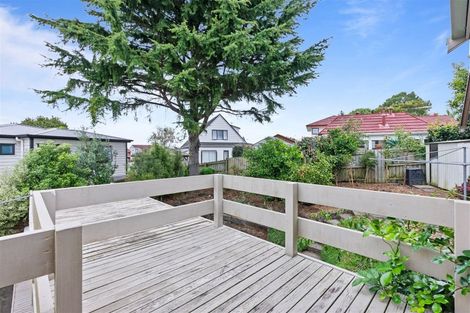 Photo of property in 38 Eugenia Rise, Totara Heights, Auckland, 2105