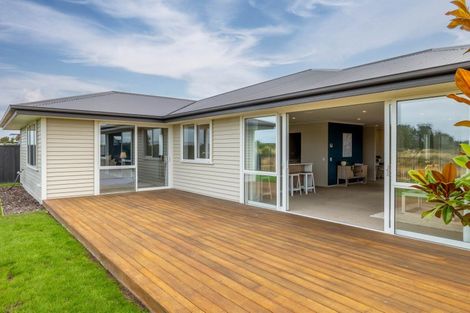 Photo of property in 54 Te Kohanga Drive, Pegasus, 7612