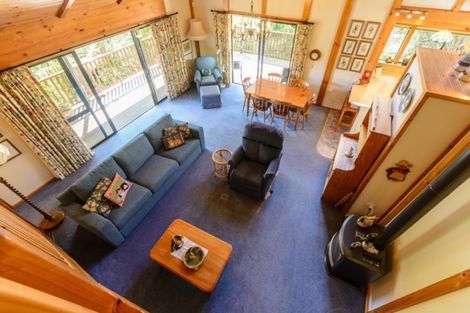 Photo of property in 11 Amelia Crescent, Waikawa, Picton, 7220